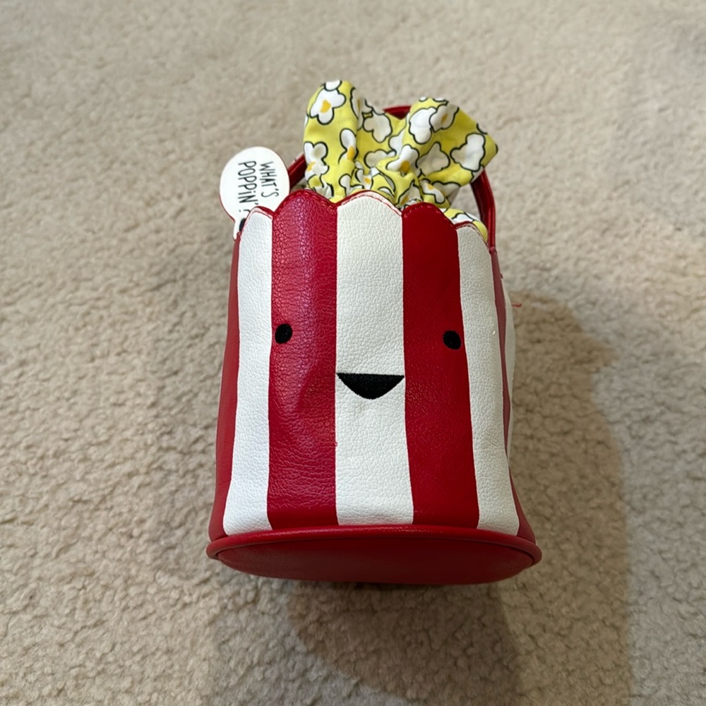 🍿 Adorable popcorn bucket bag